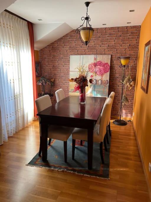 Atractivo Atico 2 Habitaciones 比利亚维西奥萨 外观 照片